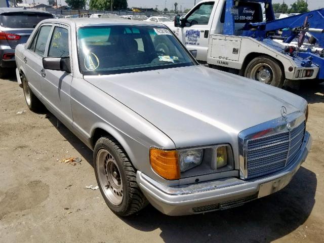 WDB12603212039443 - 1983 MERCEDES-BENZ 300E SILVER photo 1