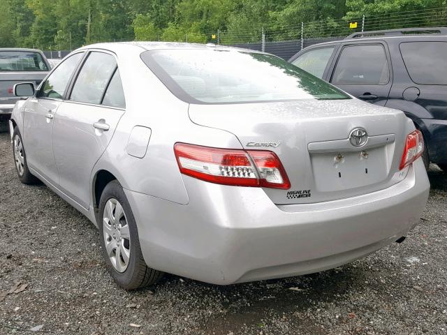 4T1BF3EK6BU211679 - 2011 TOYOTA CAMRY BASE GRAY photo 3