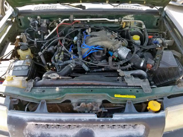 5N1ED28T81C522164 - 2001 NISSAN XTERRA XE GREEN photo 7