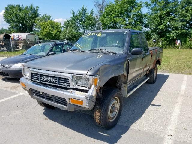 JT4VN13D7K5005696 - 1989 TOYOTA PICKUP 1/2 GRAY photo 2