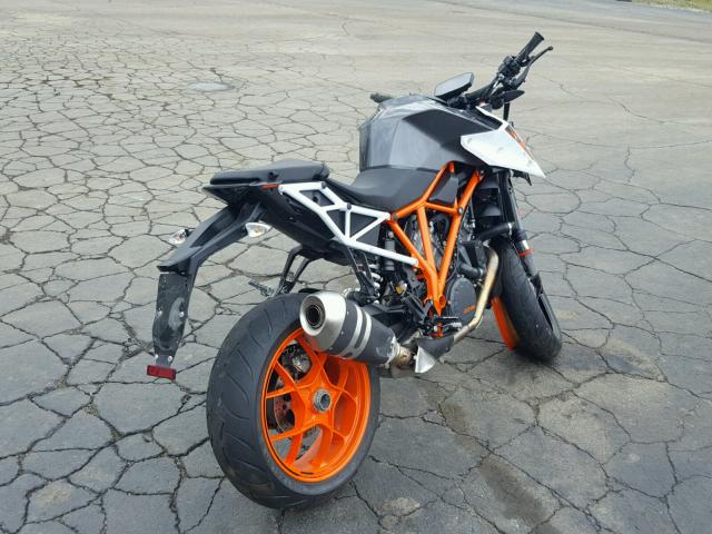 VBKV39404JM981230 - 2018 KTM 1290 SUPER ORANGE photo 4