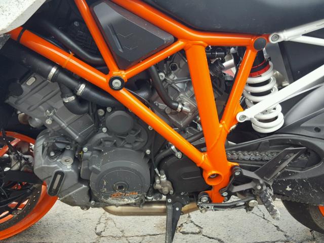 VBKV39404JM981230 - 2018 KTM 1290 SUPER ORANGE photo 7