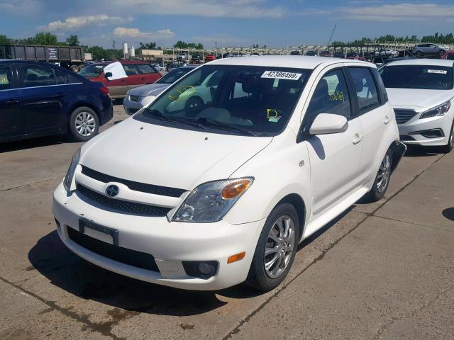 JTKKT624360152391 - 2006 TOYOTA SCION XA WHITE photo 2