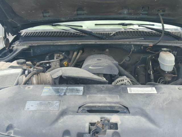 1GTHC23U45F881679 - 2005 GMC SIERRA C25 GREEN photo 7