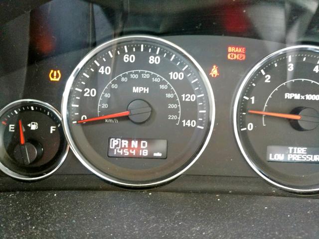 1J4RG4GT6AC114735 - 2010 JEEP COMMANDER წითელი ფოტო 8