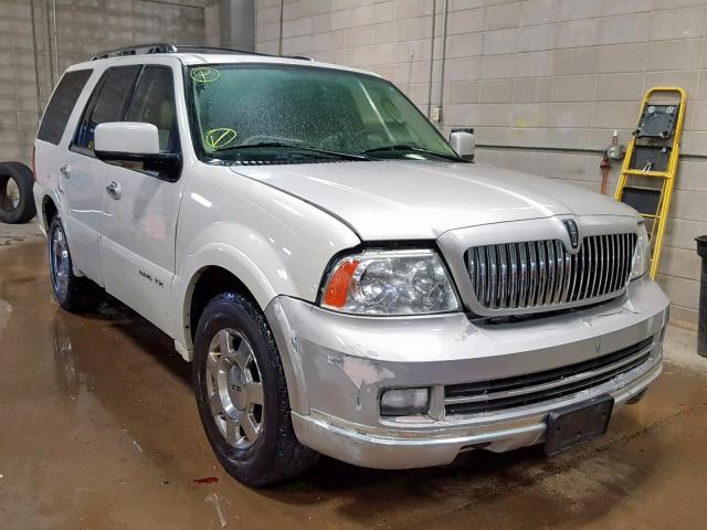 5LMFU28546LJ09961 - 2006 LINCOLN NAVIGATOR SILVER photo 1