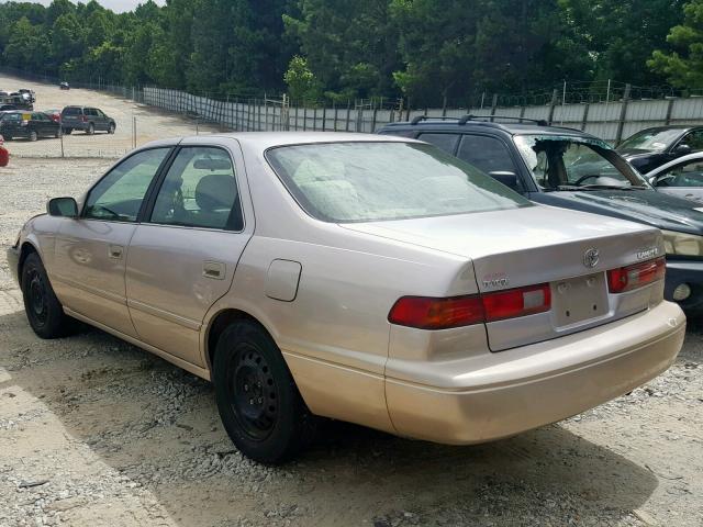 4T1BG22K9XU565960 - 1999 TOYOTA CAMRY CE GOLD photo 3