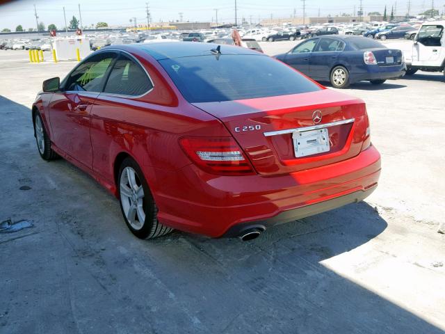 WDDGJ4HBXFG368653 - 2015 MERCEDES-BENZ C 250 RED photo 3