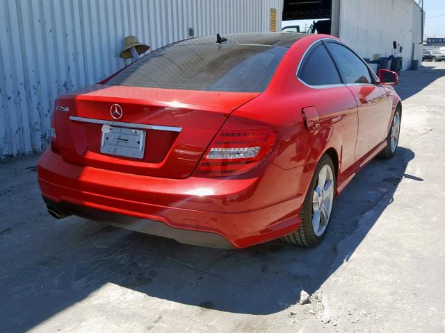 WDDGJ4HBXFG368653 - 2015 MERCEDES-BENZ C 250 RED photo 4