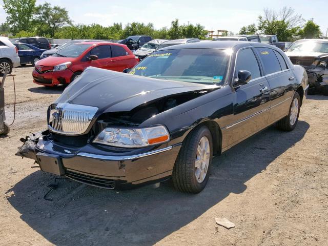 2LNBL8EV2BX758988 - 2011 LINCOLN TOWN CAR E BLACK photo 2