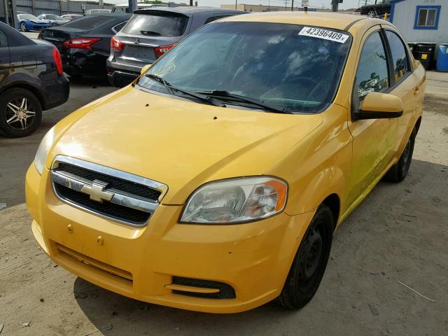 KL1TD5DE9AB089715 - 2010 CHEVROLET AVEO LS YELLOW photo 2