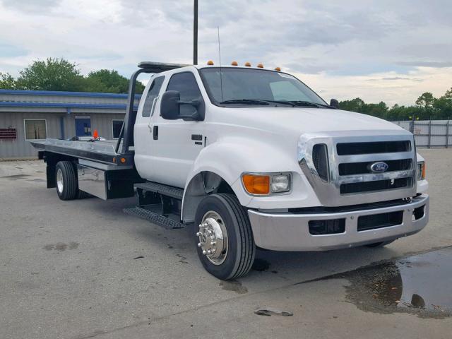 3FRNX6FC7AV270750 - 2010 FORD F650 SUPER WHITE photo 1