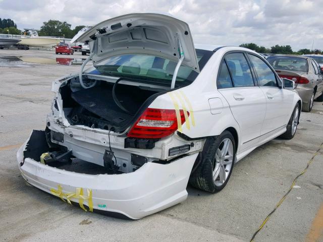 WDDGF4HB4DA864498 - 2013 MERCEDES-BENZ C 250 WHITE photo 4