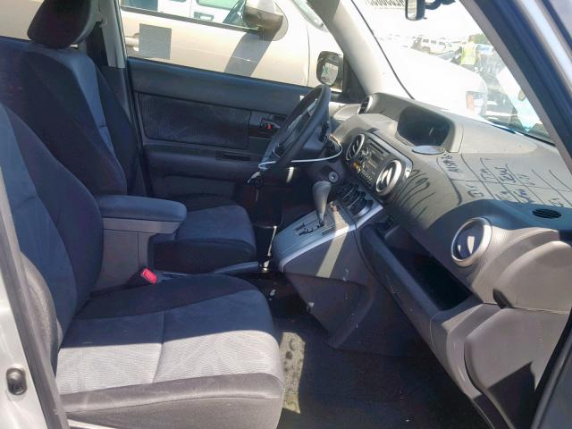 JTLZE4FE8CJ022754 - 2012 TOYOTA SCION XB 银色 照片 5