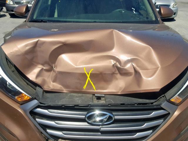 KM8J33A4XHU329691 - 2017 HYUNDAI TUCSON LIM BROWN photo 7