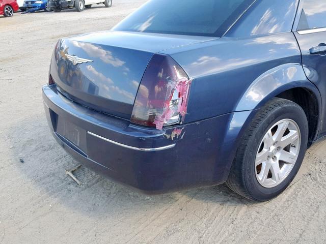 2C3JA53GX5H652106 - 2005 CHRYSLER 300 TOURIN BLUE photo 9