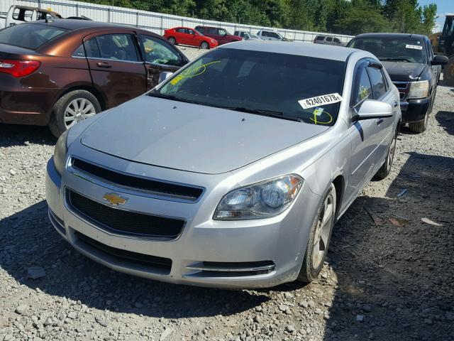 1G1ZC5EUXCF275702 - 2012 CHEVROLET MALIBU 1LT 银色 照片 2
