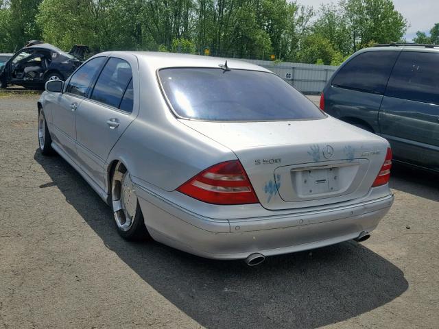 WDBNG75J3YA083293 - 2000 MERCEDES-BENZ S 500 SILVER photo 3