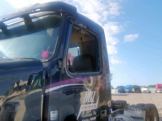 4V4NC9EH2FN922673 - 2015 VOLVO VN VNL BLACK photo 10