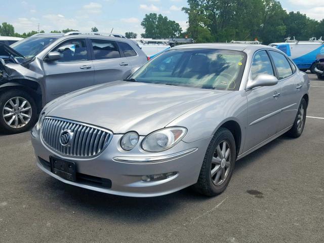 2G4WD582781132444 - 2008 BUICK LACROSSE C SILVER photo 2