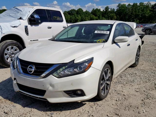 1N4AL3APXHC158726 - 2017 NISSAN ALTIMA 2.5 WHITE photo 2