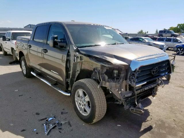 5TFEV54108X055638 - 2008 TOYOTA TUNDRA CRE GRAY photo 1