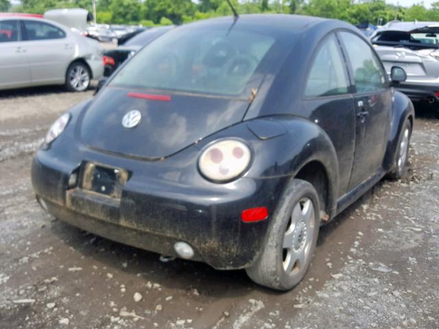 3VWCC21C2YM464468 - 2000 VOLKSWAGEN NEW BEETLE შავი ფოტო 4