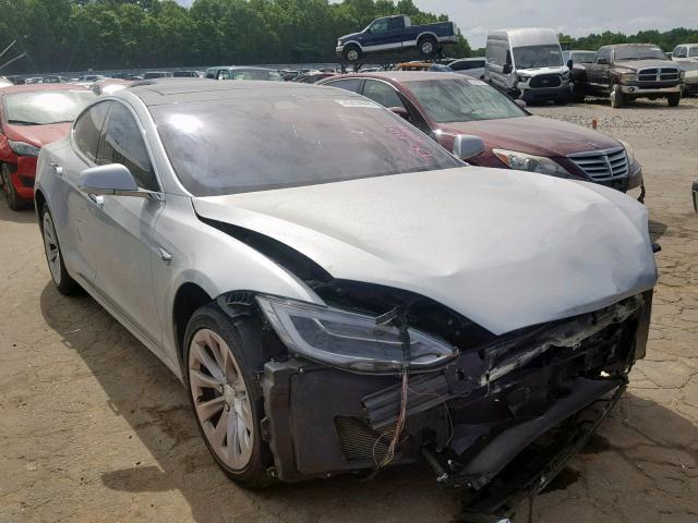 5YJSA1E18HF185635 - 2017 TESLA MODEL S أبيض صورة 1