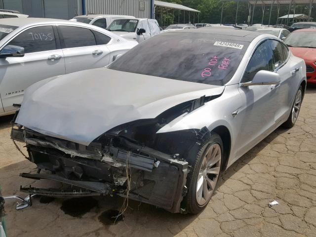 5YJSA1E18HF185635 - 2017 TESLA MODEL S أبيض صورة 2