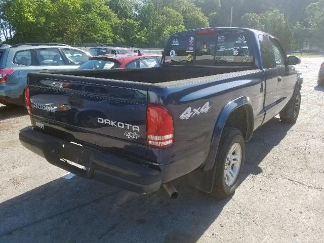 1D7HG12K24S633523 - 2004 DODGE DAKOTA SXT BLUE photo 4