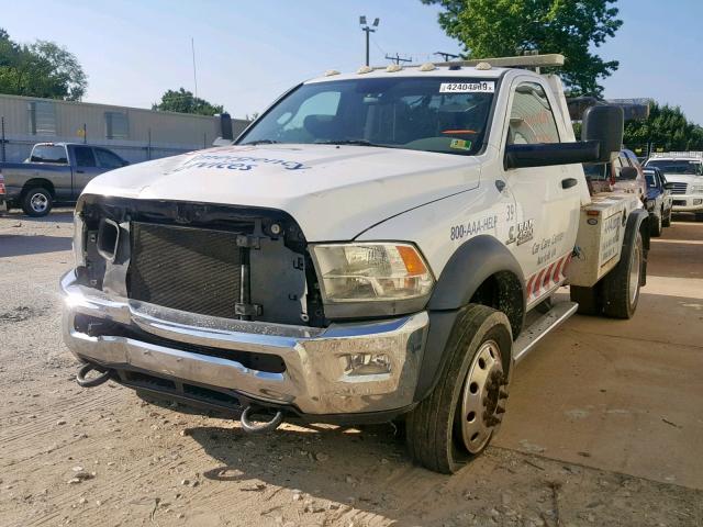 3C7WRKAL9EG172988 - 2014 RAM 4500 WHITE photo 2