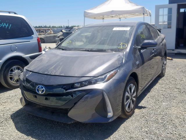 JTDKARFPXH3064877 - 2017 TOYOTA PRIUS PRIM ნაცრისფერი ფოტო 2
