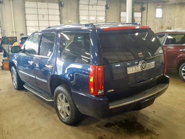 1GYFK23269R140652 - 2009 CADILLAC ESCALADE L BLUE photo 3