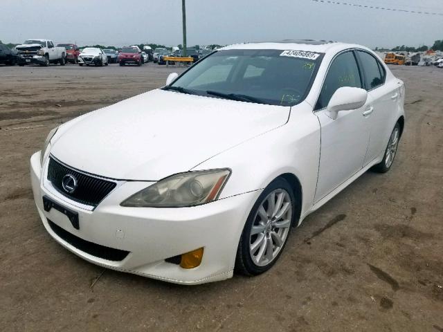 JTHBK262X82070790 - 2008 LEXUS IS 250 WHITE photo 2