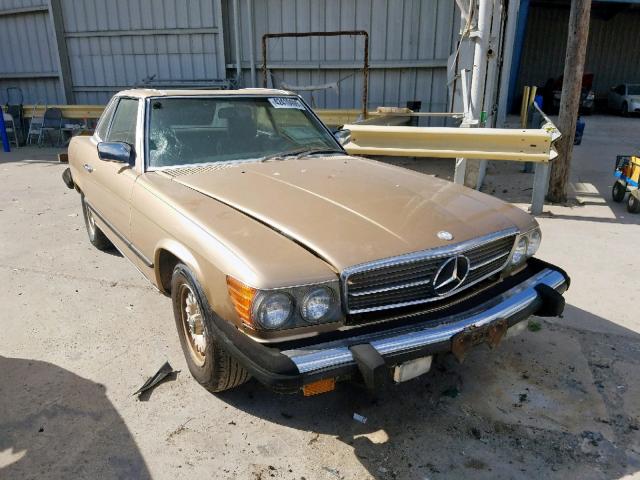 WDBBA45A4DB027046 - 1983 MERCEDES-BENZ 380 SL GOLD photo 1