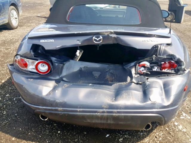 JM1NC25F960112665 - 2006 MAZDA MX-5 MIATA GRAY photo 9