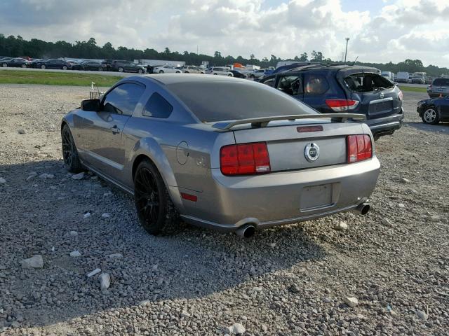 1ZVHT82H185195016 - 2008 FORD MUSTANG GT SILVER photo 3