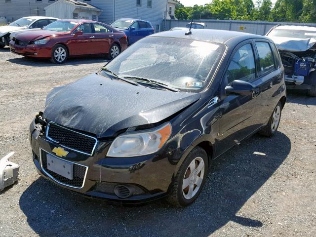 KL1TD66E19B654201 - 2009 CHEVROLET AVEO LS BLACK photo 2