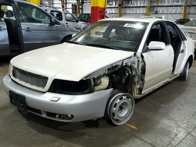 WAURD68DX1A072449 - 2001 AUDI S4 2.7 QUA WHITE photo 2