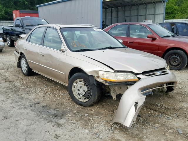 1HGCG56481A007212 - 2001 HONDA ACCORD LX GOLD photo 1