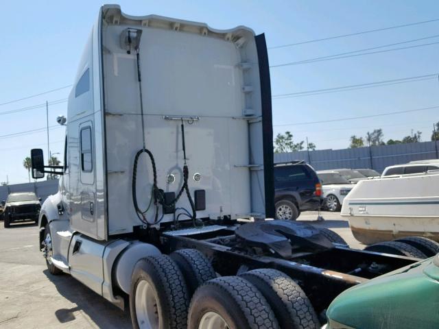 1XKYD49XXDJ365496 - 2013 KENWORTH CONSTRUCTI WHITE photo 3