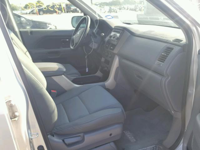 5FNYF18218B004827 - 2008 HONDA PILOT VP SILVER photo 5