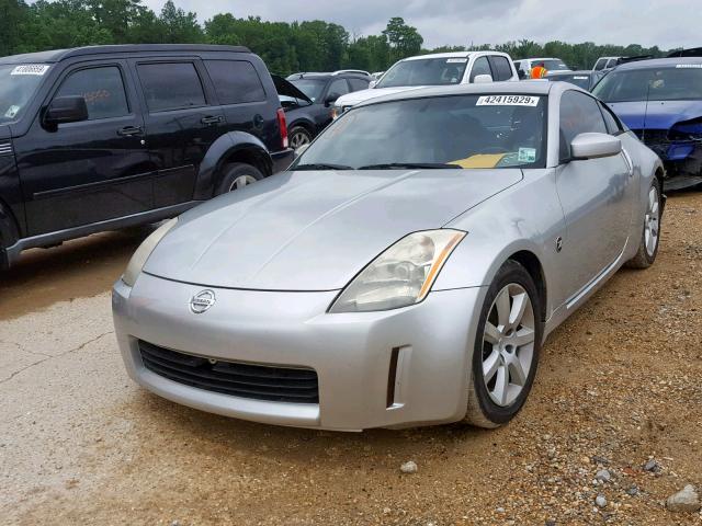 JN1AZ34D25M603186 - 2005 NISSAN 350Z COUPE SILVER photo 2