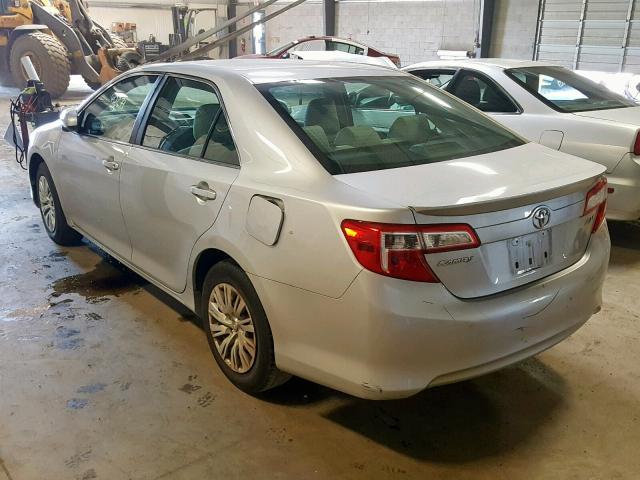 4T4BF1FK2CR163334 - 2012 TOYOTA CAMRY BASE SILVER photo 3