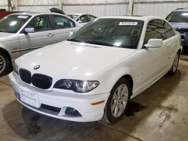 WBABD33445PL06207 - 2005 BMW 325 CI WHITE photo 2