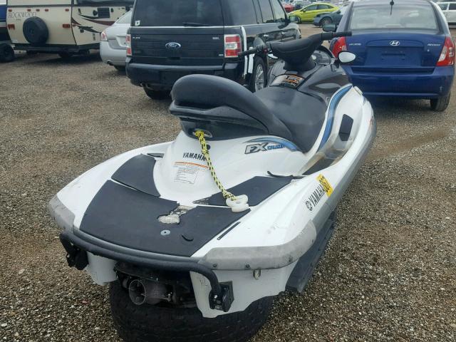 YAMA2667J304 - 2004 YAMAHA WAVERUNNER WHITE photo 4