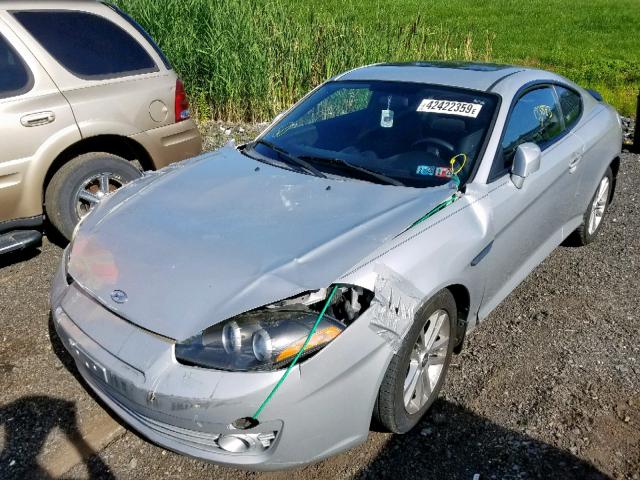 KMHHM66DX8U295533 - 2008 HYUNDAI TIBURON GS SILVER photo 2