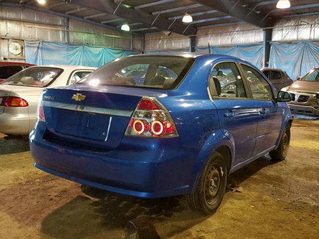 KL1TD56E89B391635 - 2009 CHEVROLET AVEO LS BLUE photo 4