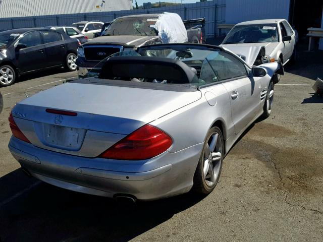 WDBSK75FX5F090897 - 2005 MERCEDES-BENZ SL 500 SILVER photo 4