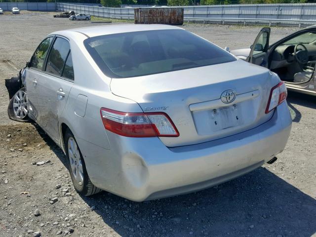 JTNBB46K573020297 - 2007 TOYOTA CAMRY HYBR SILVER photo 3